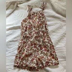 Girls lightweight old navy floral romper tie shoulders s S (6-7)